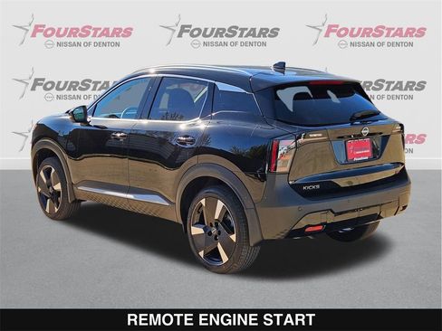 New 2026 Nissan Kicks SR image 7