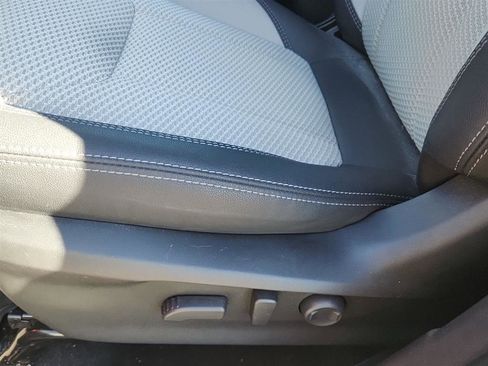 Used 2024 Subaru Forester Premium AWD/4WD image 12