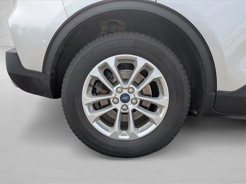 Used 2020 Ford Escape SE FWD image 13