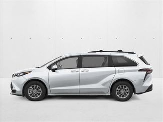 New 2026 Toyota Sienna XLE FWD video 3