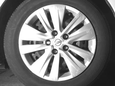 Used 2025 Nissan Sentra S image 13