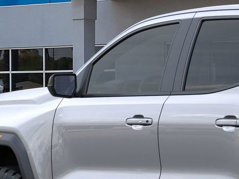 New 2026 GMC Canyon Elevation image 12