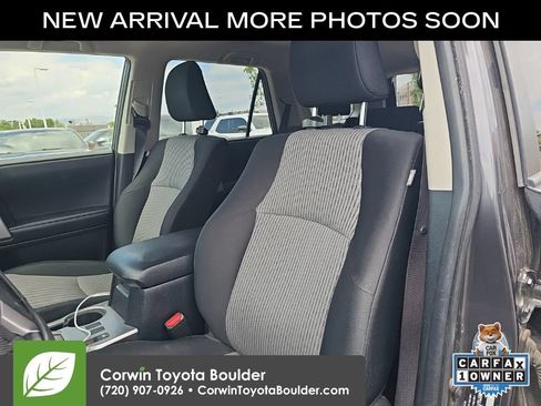 Used 2018 Toyota 4Runner SR5 AWD/4WD image 14