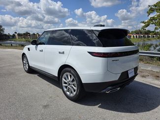 Used 2026 Land Rover Range Rover Sport SE video 2