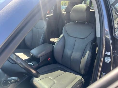 Used 2020 Hyundai Santa Fe Limited AWD/4WD image 17