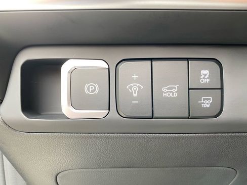 Used 2024 Hyundai Santa Fe Limited image 27