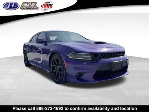 Used 2019 Dodge Charger Scat Pack image 1