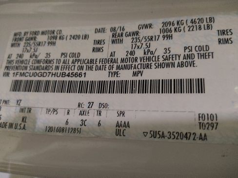 Used 2017 Ford Escape SE w/ Equipment Group 201A FWD image 33