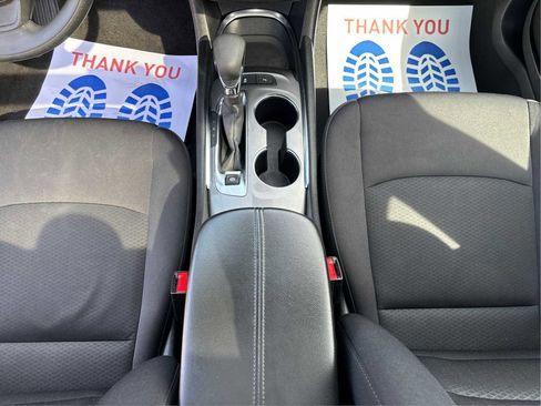 Used 2024 Chevrolet Malibu LT image 18