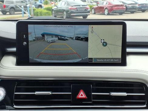 Used 2024 Genesis G70 2.5T RWD image 11