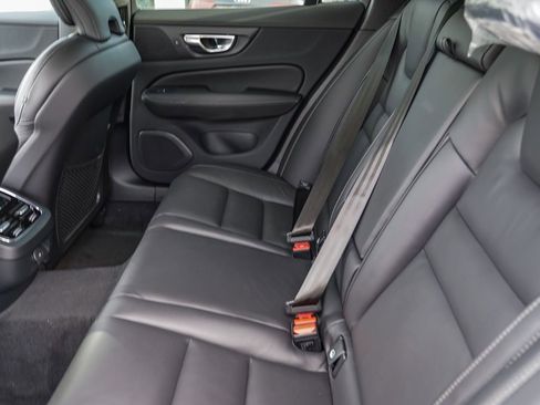 New 2025 Volvo V60 B5 Cross Country Ultra w/ Protection Package Premier image 22