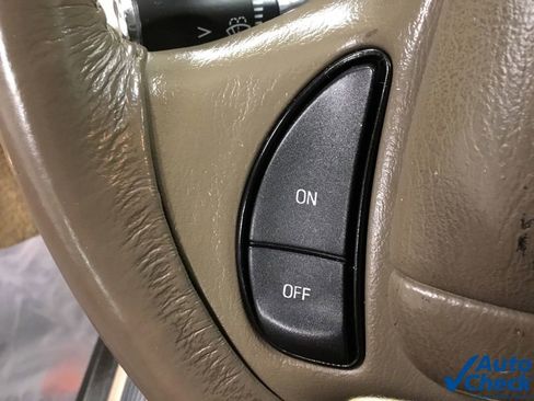 Used 1997 Lincoln Town Car Executive RWD image 43