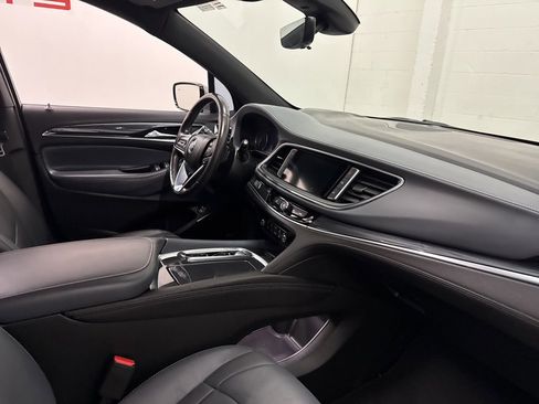 Used 2024 Buick Enclave Premium image 62