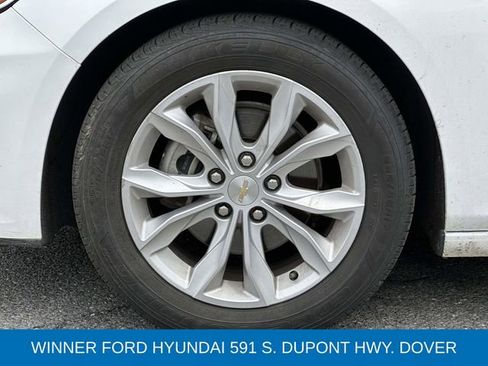 Used 2024 Chevrolet Malibu LT FWD image 7