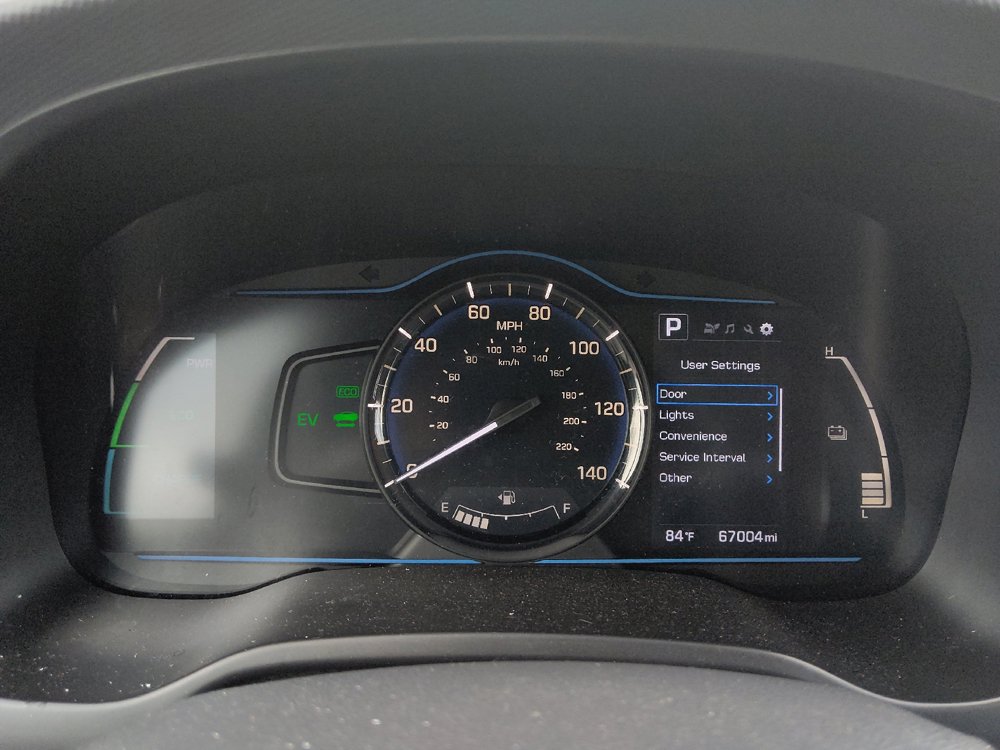 Used 2018 Hyundai Ioniq Blue FWD image 23