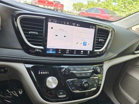 Used 2024 Chrysler Pacifica Touring-L w/ Road Tripper Package FWD image 25