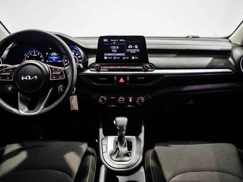 Used 2023 Kia Forte LXS image 11