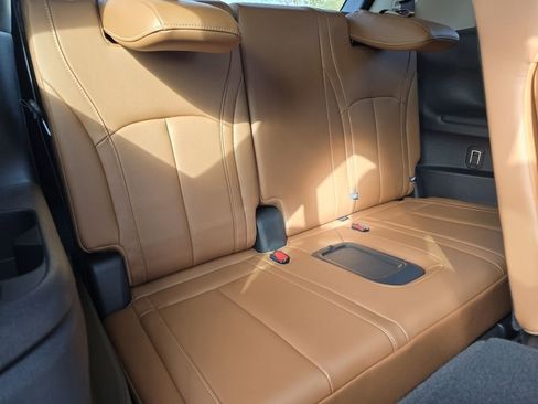 Used 2024 INFINITI QX60 Sensory image 24