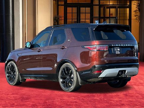 New 2026 Land Rover Discovery Limited Edition image 4
