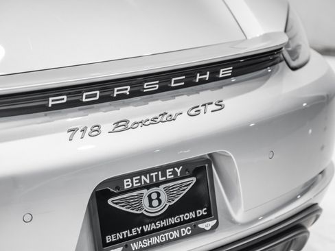 Used 2024 Porsche 718 Boxster GTS RWD image 12