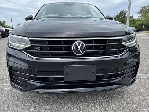 Used 2022 Volkswagen Tiguan SE R-Line AWD/4WD image 9