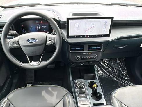 New 2026 Ford Maverick Lobo AWD/4WD image 22
