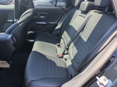 Certified 2026 Mercedes-Benz GLC 300 4MATIC image 29