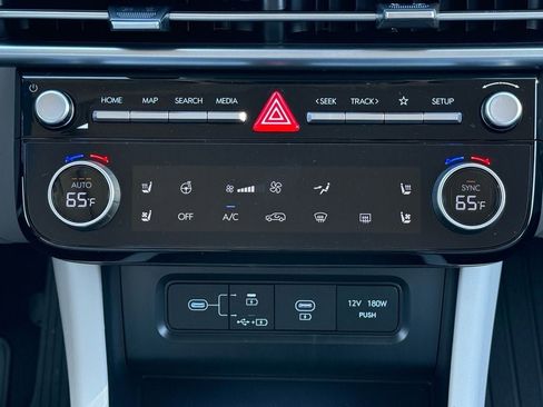 New 2026 Hyundai Tucson Limited image 22