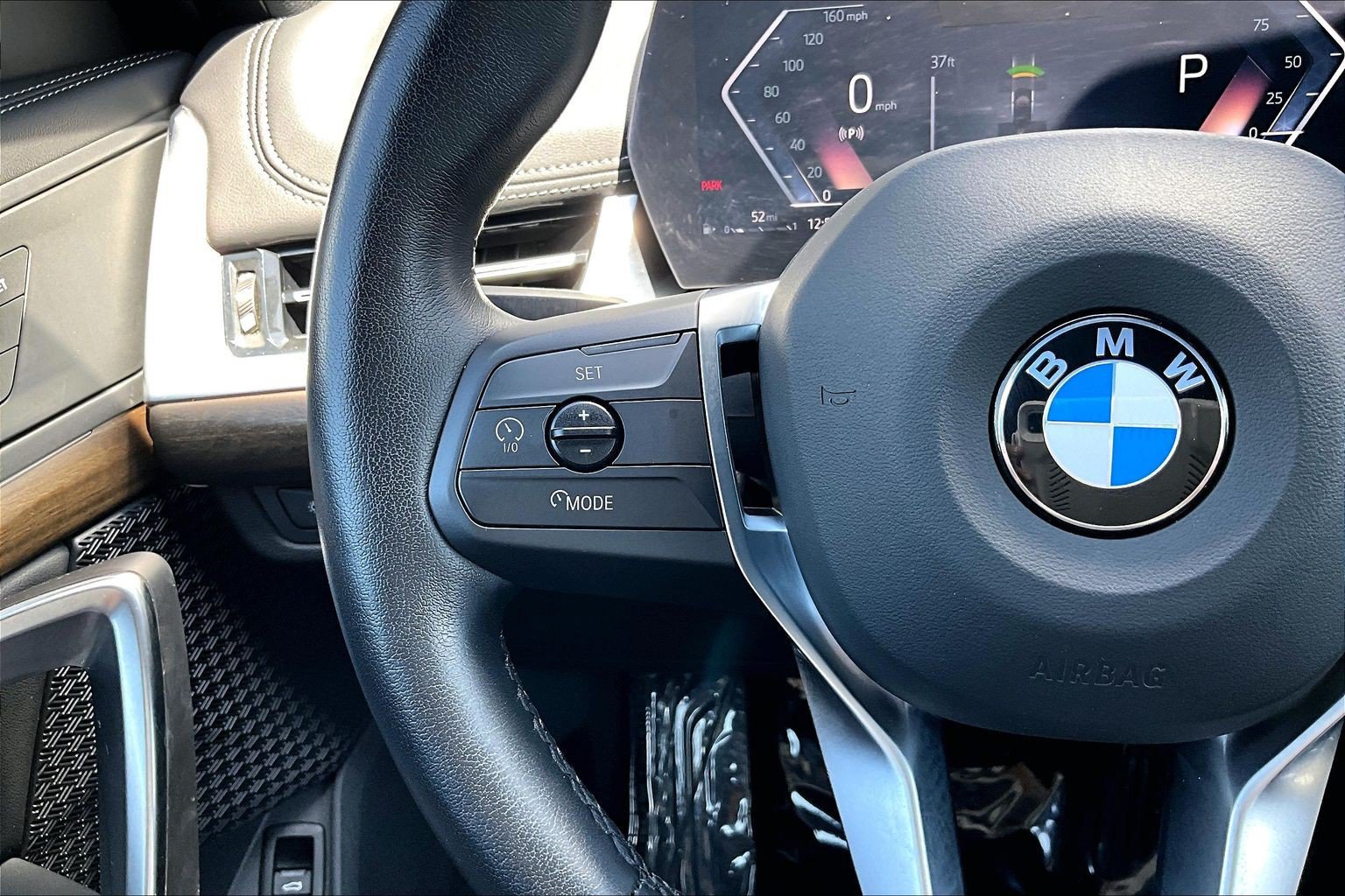 Used 2025 BMW X1 xDrive28i w/ Technology Package AWD/4WD image 18