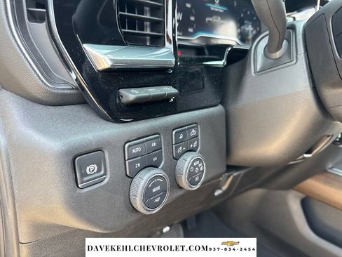 Used 2025 Chevrolet Silverado 3500 High Country w/ High Country Premium Package AWD/4WD image 12
