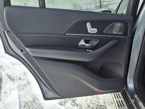Used 2024 Mercedes-Benz GLS 450 GLS 450 image 28