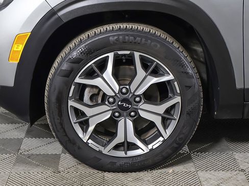 Used 2023 Kia Seltos EX image 21