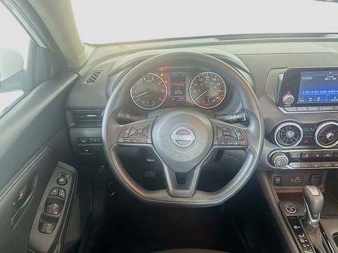 Used 2025 Nissan Sentra S FWD image 18
