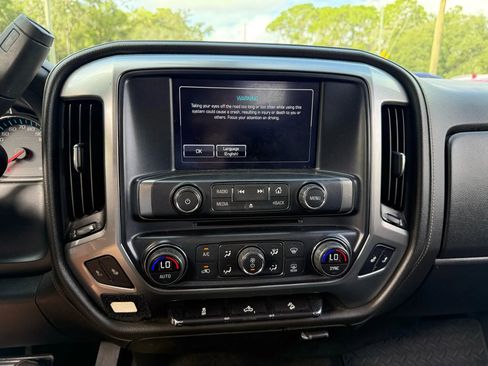 Used 2017 Chevrolet Silverado 1500 LTZ Z71 image 29