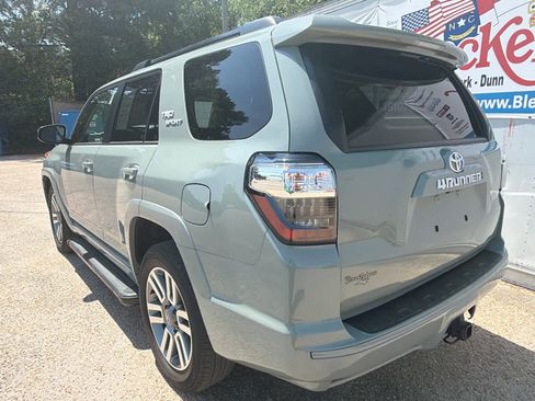 Used 2022 Toyota 4Runner TRD Sport RWD image 8