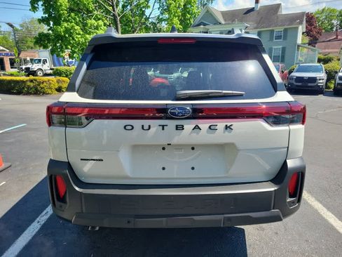 New 2026 Subaru Outback Limited AWD/4WD image 4