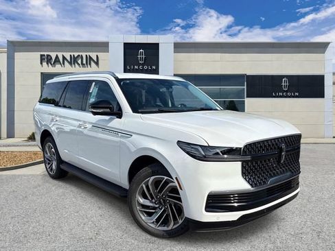 New 2026 Lincoln Navigator Premiere AWD/4WD image 1