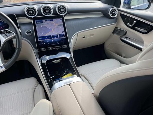 Certified 2025 Mercedes-Benz GLC 300 image 15