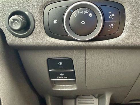 Used 2024 Ford Transit 350 XLT RWD image 21