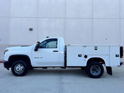 Used 2020 Chevrolet Silverado 3500 W/T w/ WT Fleet Convenience Package image 3