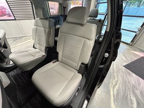 Used 2024 Hyundai Santa Fe Calligraphy image 8