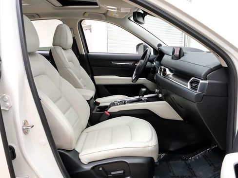 Used 2019 MAZDA CX-5 Grand Touring image 32