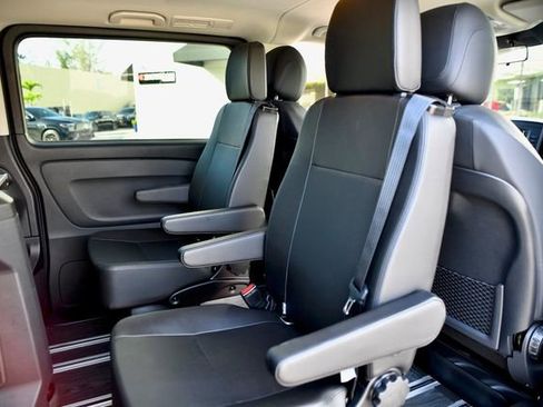 Used 2023 Mercedes-Benz Metris Passenger image 29