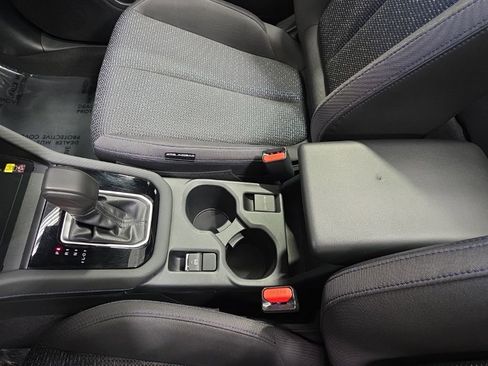 Used 2025 Subaru Forester Premium AWD/4WD image 22
