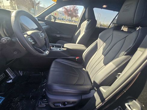 Used 2025 Lexus TX 500h F SPORT Premium w/ Technology Package image 25