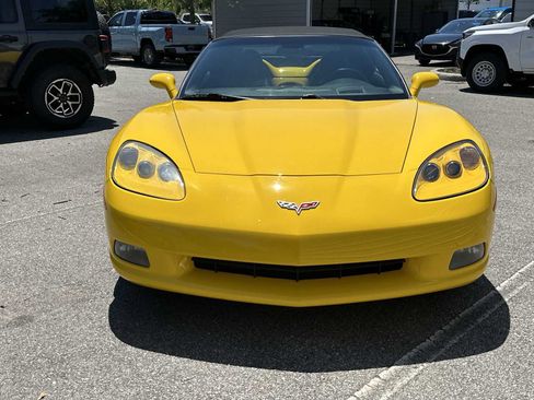 Used 2006 Chevrolet Corvette Convertible w/ Preferred Equipment Group RWD image 9