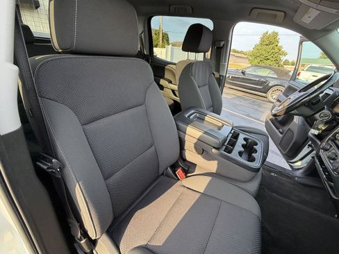 Used 2018 Chevrolet Silverado 1500 LT w/ All Star Edition AWD/4WD image 38