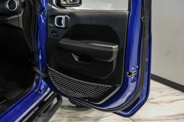 Used 2019 Jeep Wrangler Unlimited Sahara AWD/4WD image 39