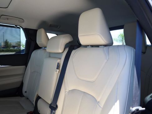 Used 2022 INFINITI QX60 Luxe w/ Cargo Package FWD image 13