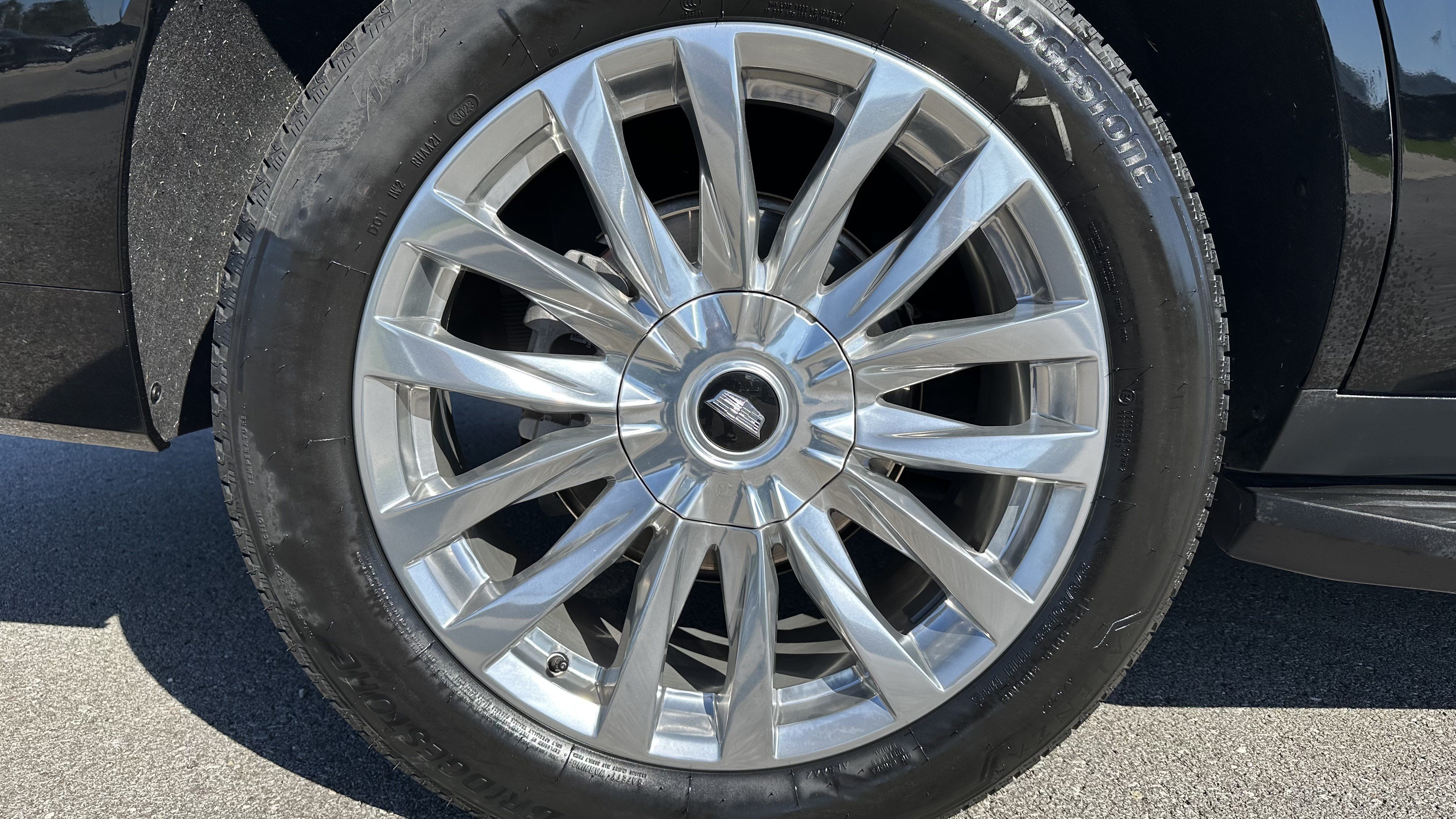 Used 2022 Cadillac Escalade Premium Luxury Platinum AWD/4WD image 14